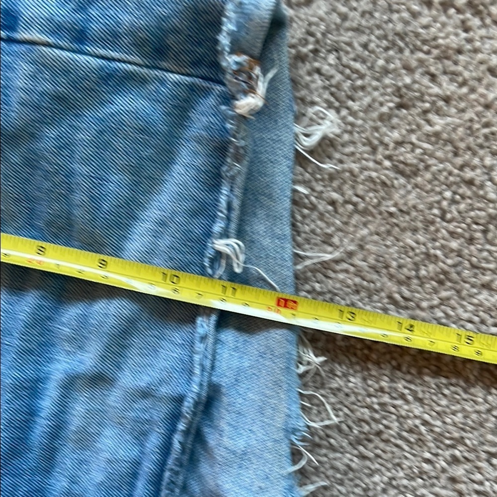 Levi's Light Blue Jean Shorts - Picture 4 of 5